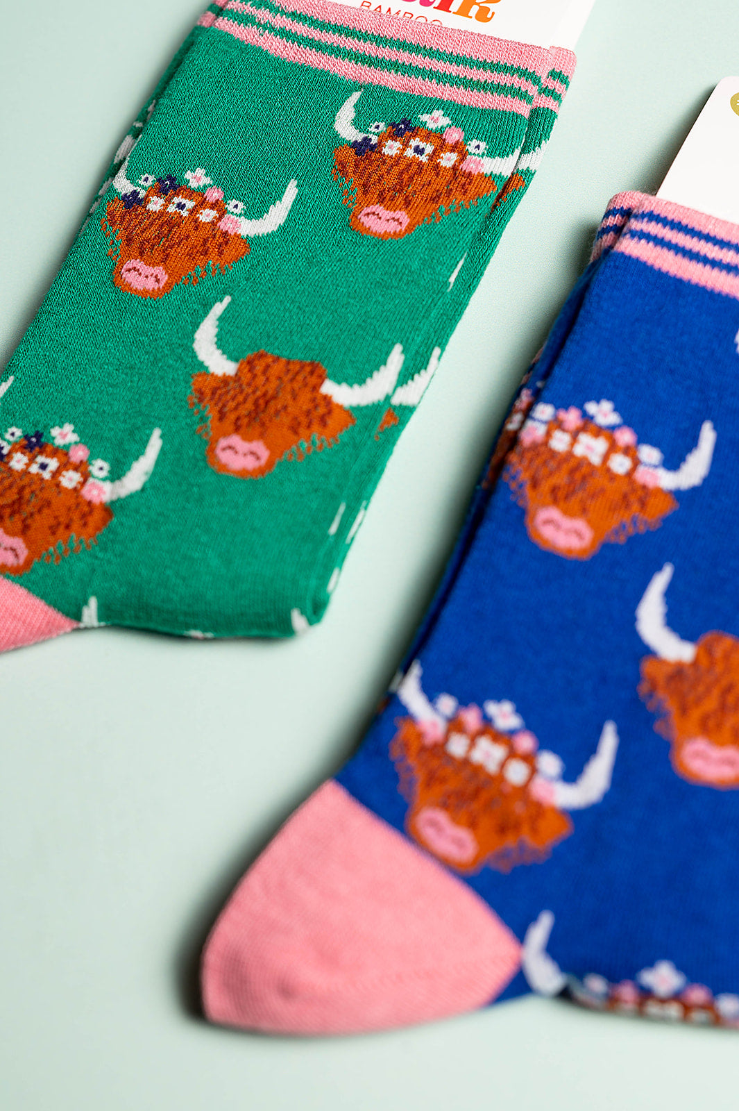 Highland cow green bamboo socks