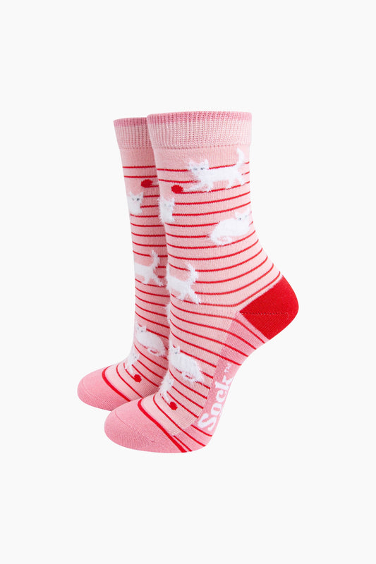 Cat Playing with Wool Fluffy Bamboo Socks in Pink