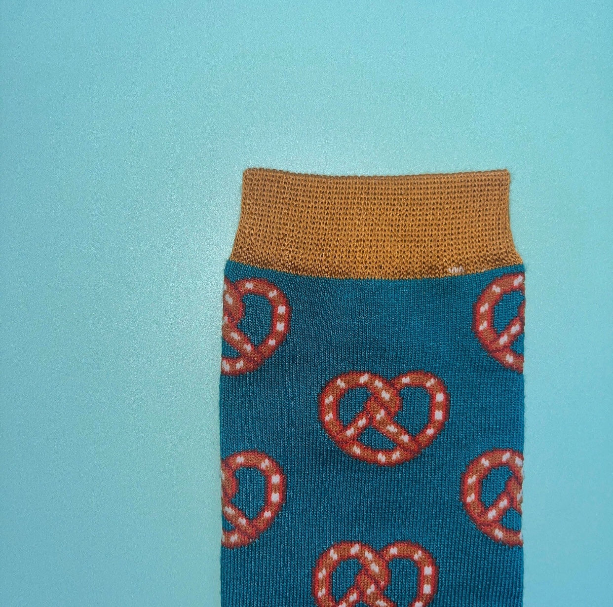 Pretzel Bamboo Socks