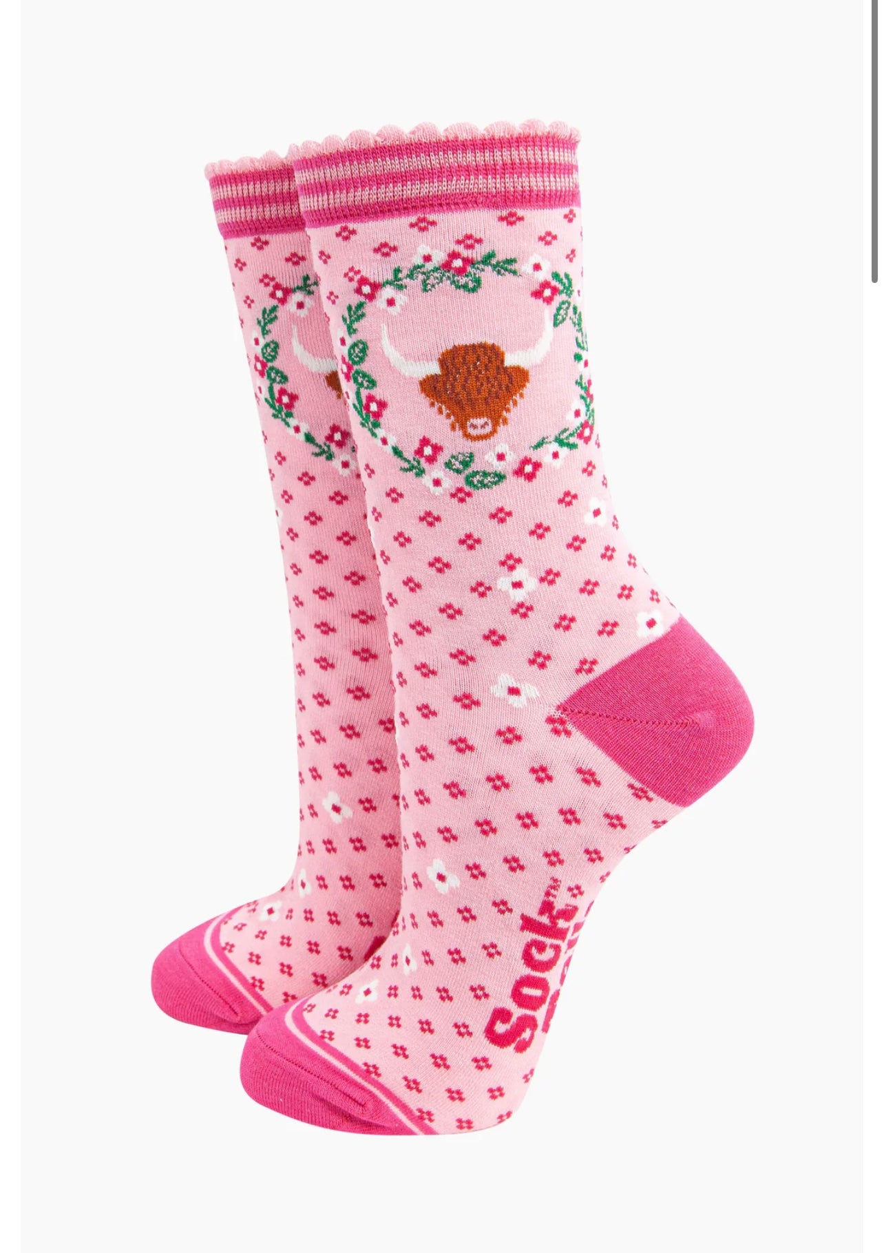 Highland Cow Bamboo Pink Spots