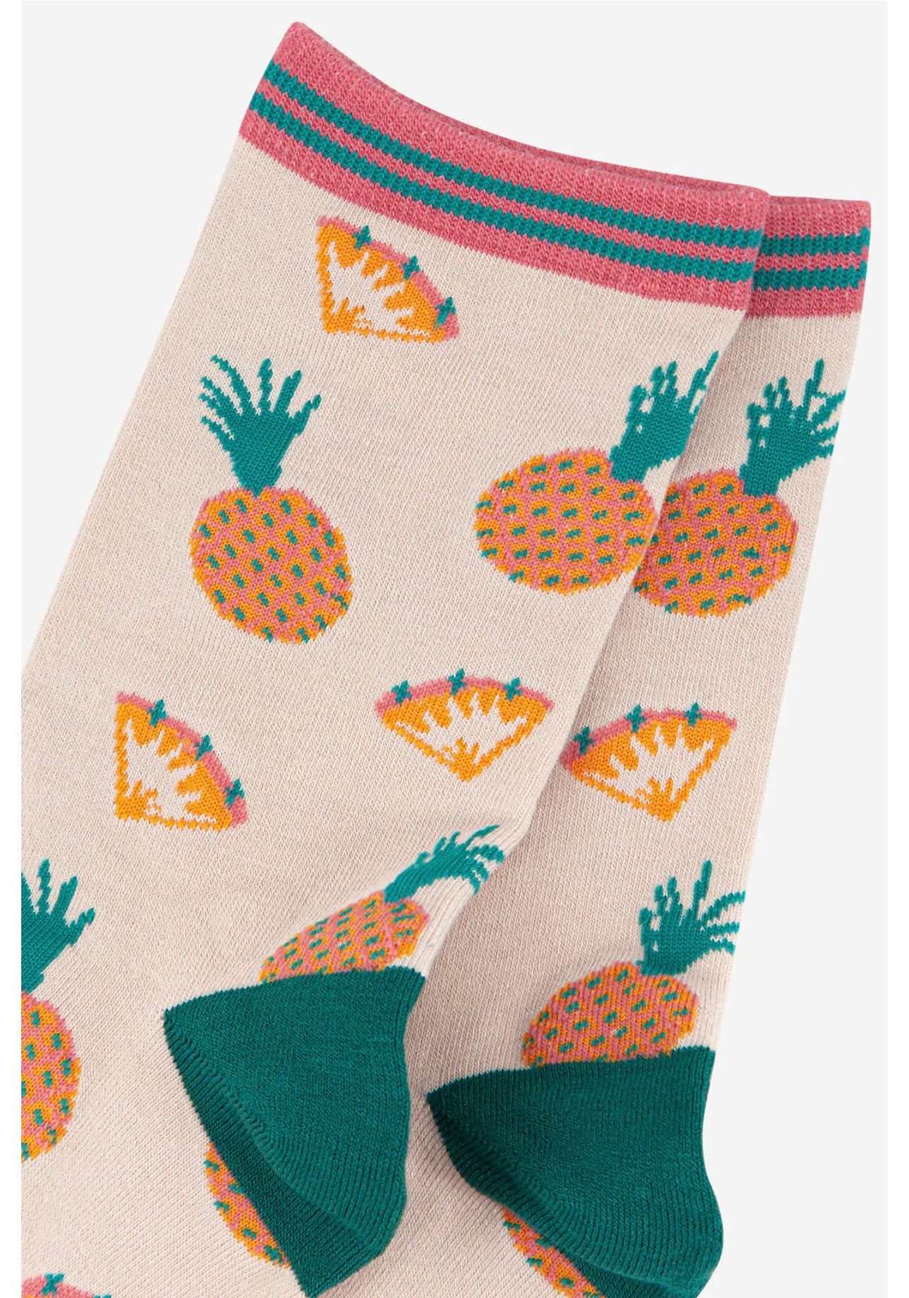 Pineapple bamboo socks