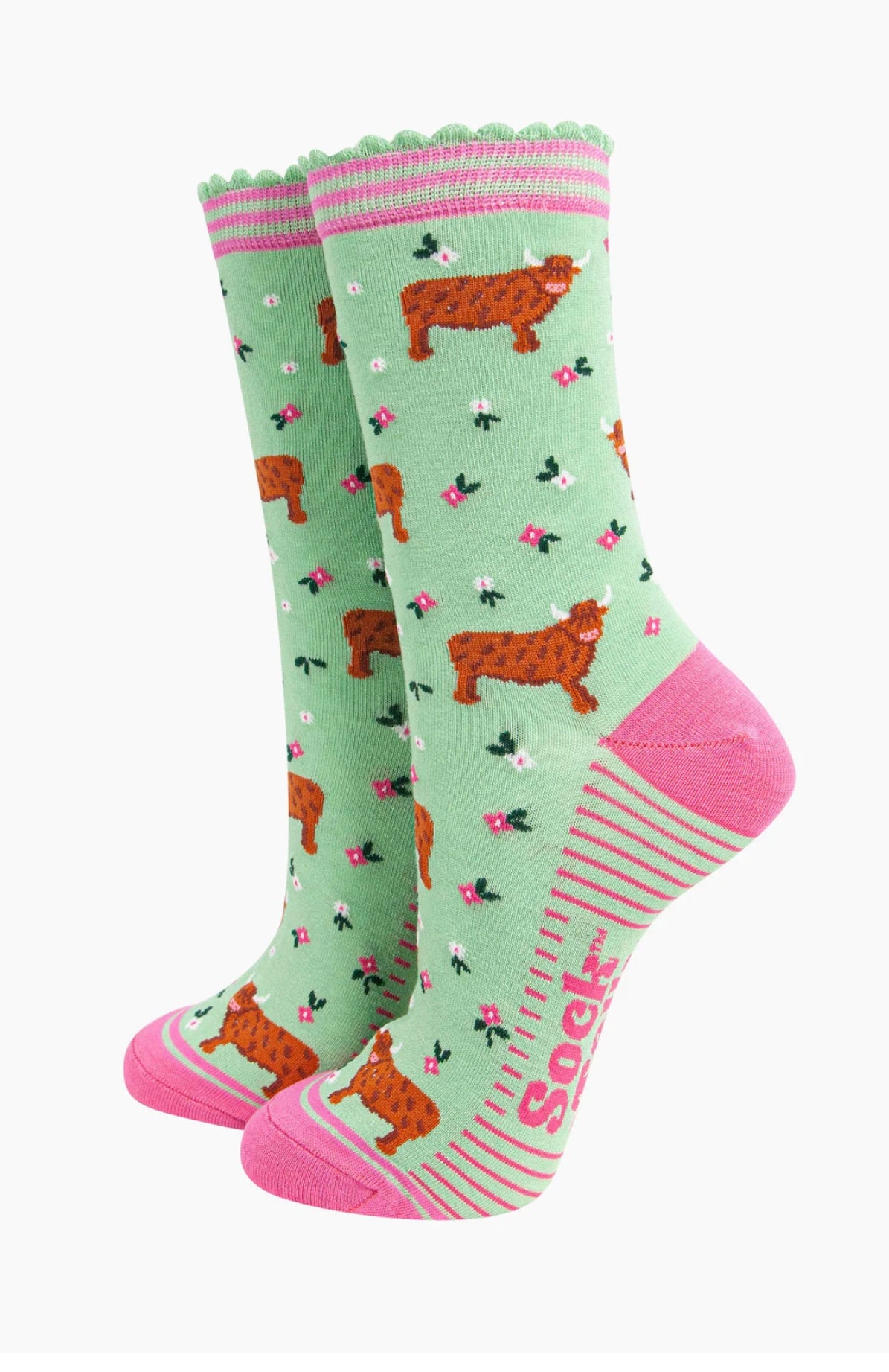 Highland Cow Floral Meadow Bamboo