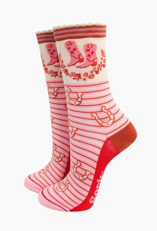 Cowboy boots bamboo