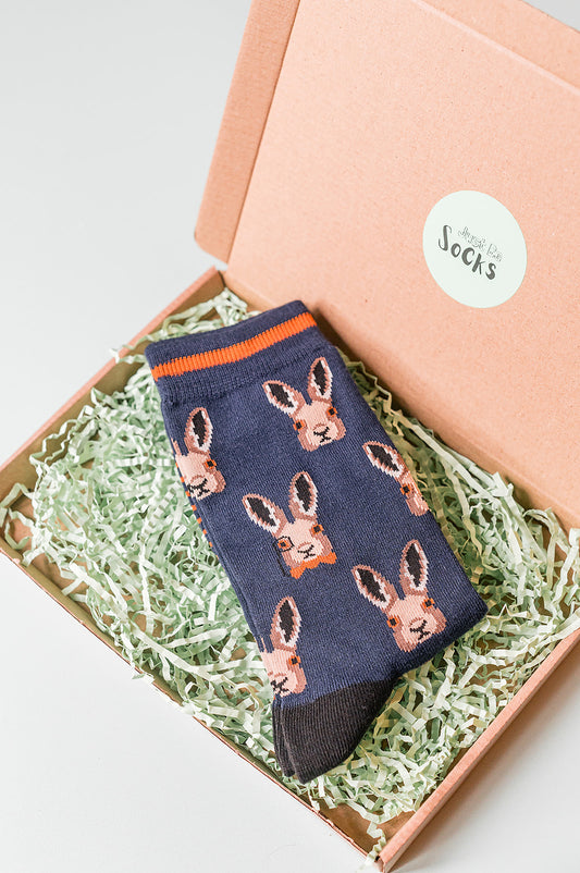 Mens bamboo socks - navy blue/black dapper hare 7-12