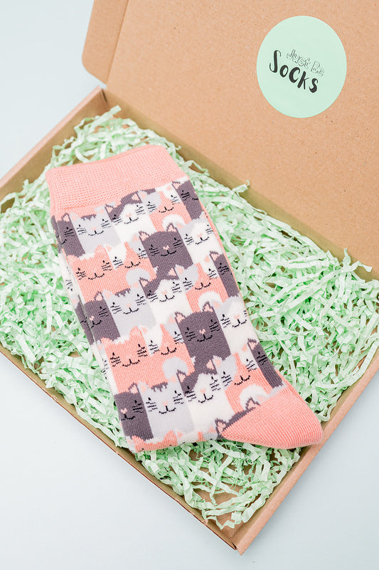 Ladies Cats Bamboo Socks Pink