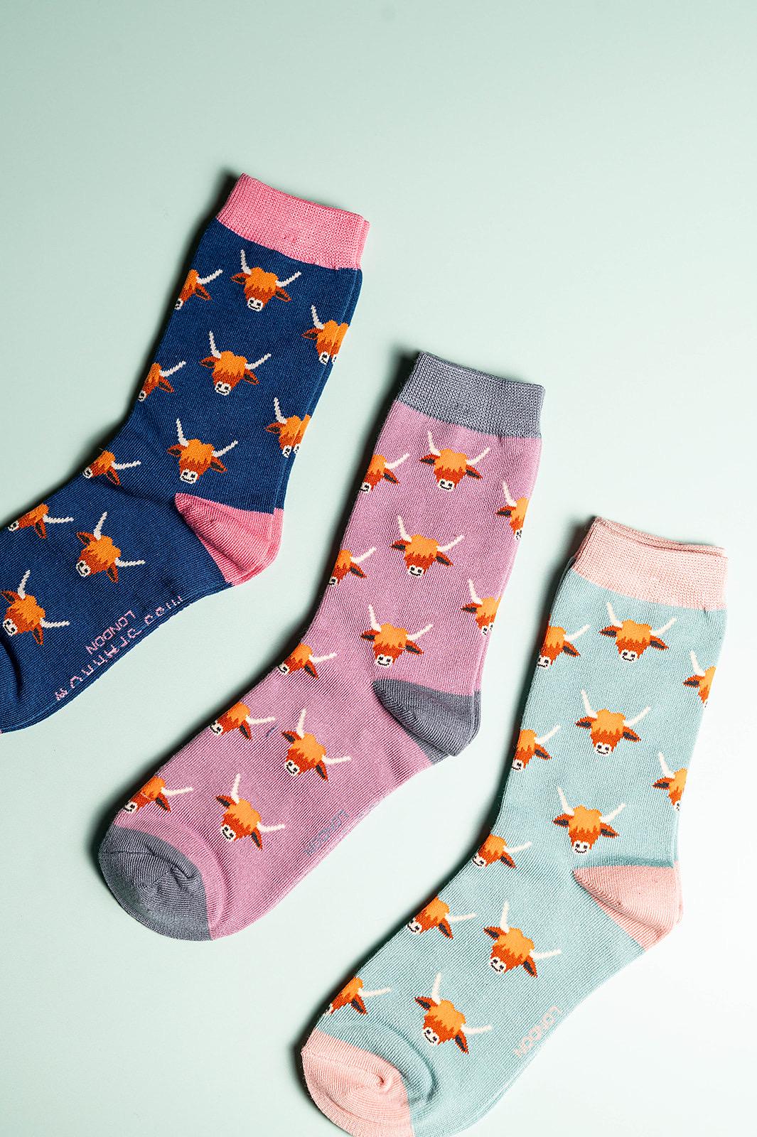 Ladies Highland Cow Bamboo Socks Navy | Blue | Pink